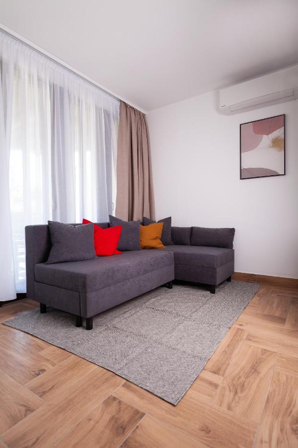 Hvt Comfort Apartments Mezőkövesd Exterior foto